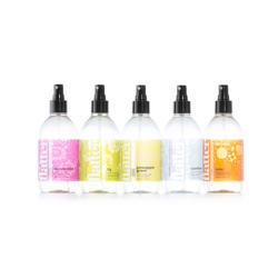 Soak Flatter Celebration Starch-Free Freshening and Ironing Spray 248 ml/8.4 oz